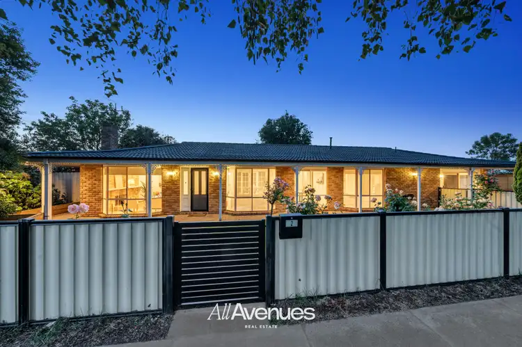 2 Elda Court, Cranbourne North VIC 3977