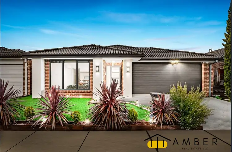 5 Moonlight Way, Mickleham VIC 3064