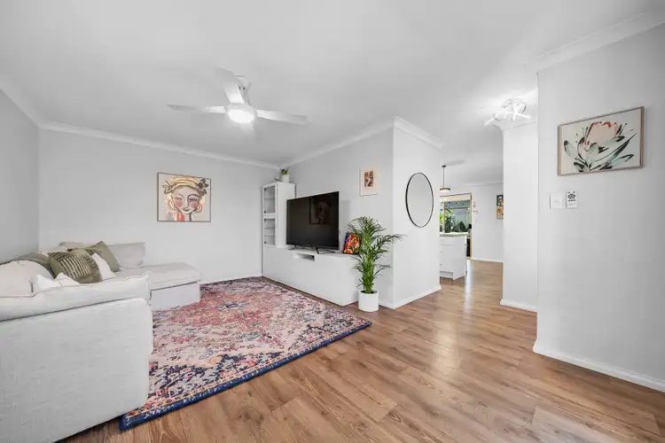 Fifth view of Homely villa listing, 3/3 Muriel Avenue, Woodlands WA 6018