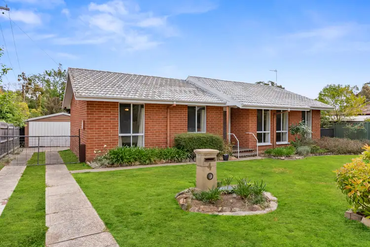 Second view of Homely house listing, 4 Curtain Place, Wanniassa ACT 2903