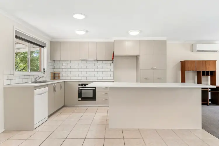 Fifth view of Homely house listing, 4 Curtain Place, Wanniassa ACT 2903