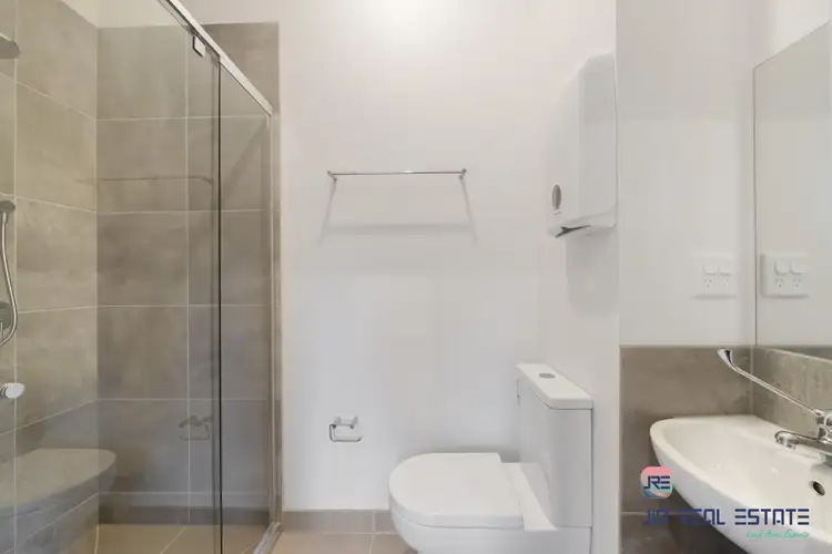 Fourth view of Homely house listing, 33 Morningside Drive, Thornhill Park VIC 3335