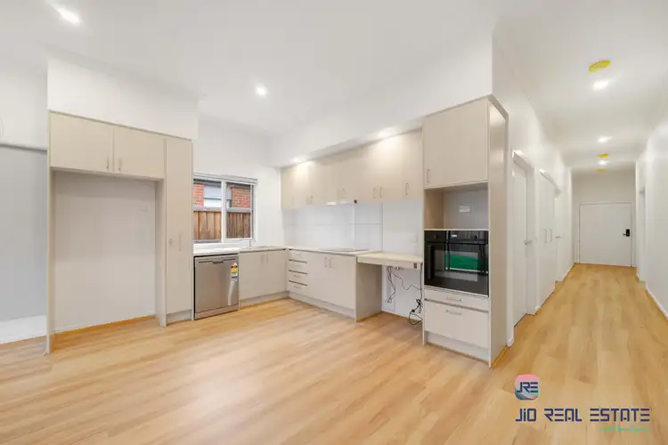 Fifth view of Homely house listing, 33 Morningside Drive, Thornhill Park VIC 3335