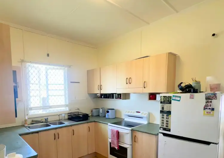 Fourth view of Homely house listing, 39 Tarakan Street, Svensson Heights QLD 4670