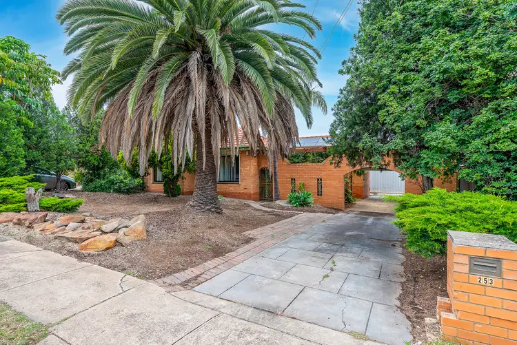 253 Wright Road, Valley View SA 5093