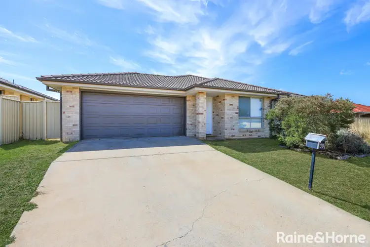 30 Flemming Crescent