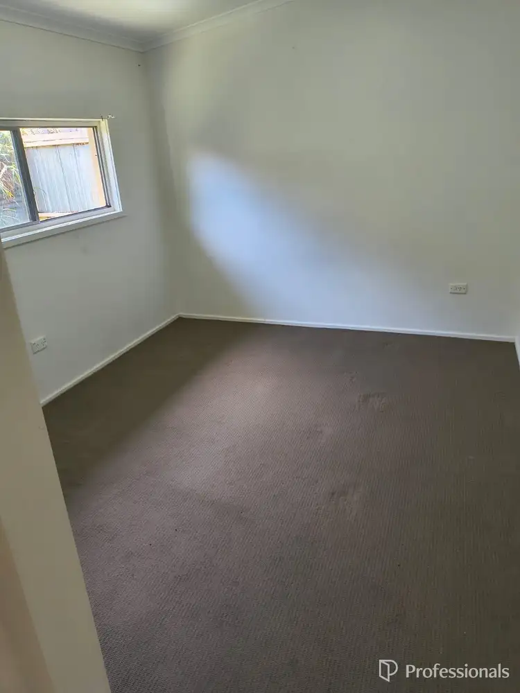 Third view of Homely house listing, 2/7 Alexina St, St Albans VIC 3021