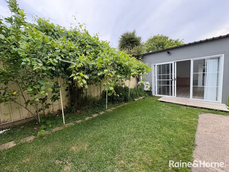 21A Underwood Street, Minto NSW 2566