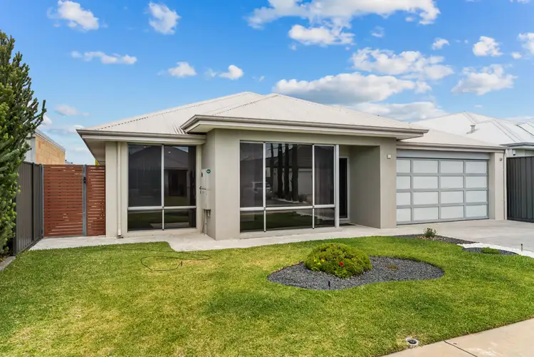 14 Brampton Road, Wandi WA 6167