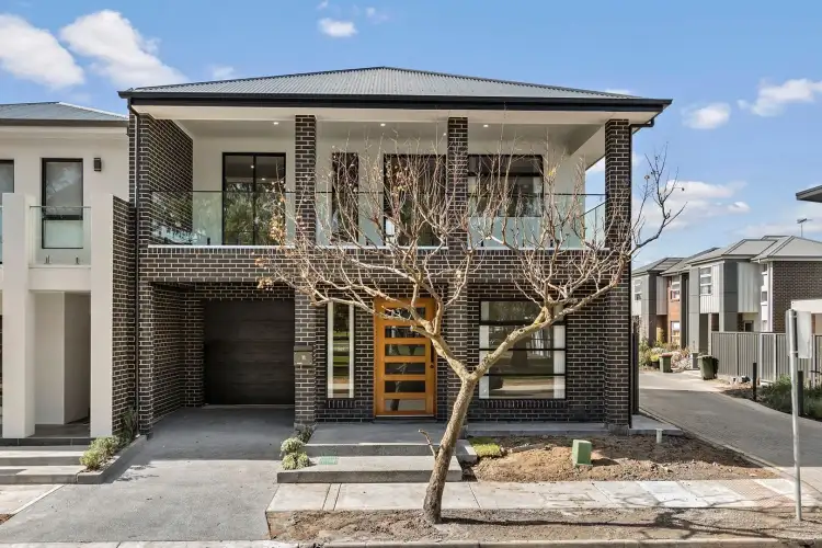 11 Vineview Walk, Park Holme SA 5043