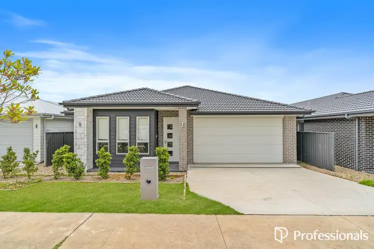 14 Walter Street, Thirlmere NSW 2572