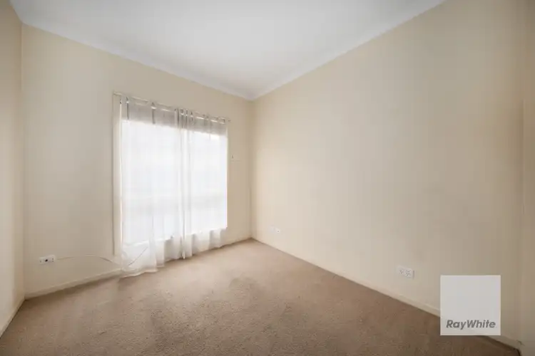 Second view of Homely house listing, 2/31 Adelaide Street, St Albans VIC 3021