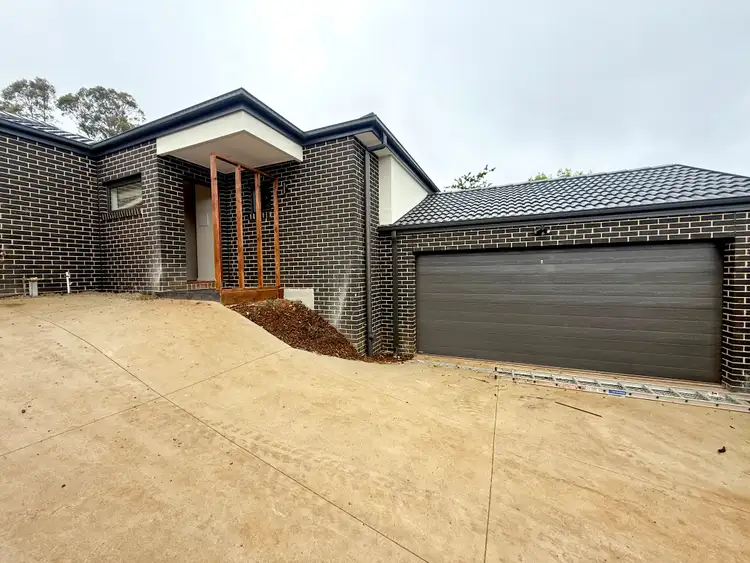 3/16 Orchard Court, Drouin VIC 3818