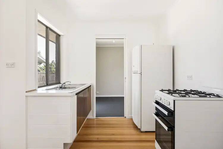 Fourth view of Homely house listing, 5 Wentworth Court, Sunbury VIC 3429