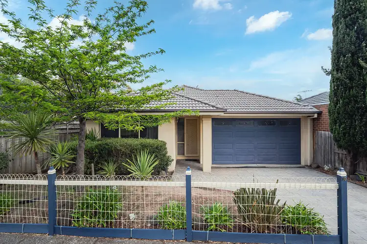 10 Purcell Crescent, Roxburgh Park VIC 3064