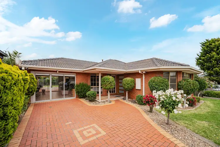 8 Morey Court, Roxburgh Park VIC 3064