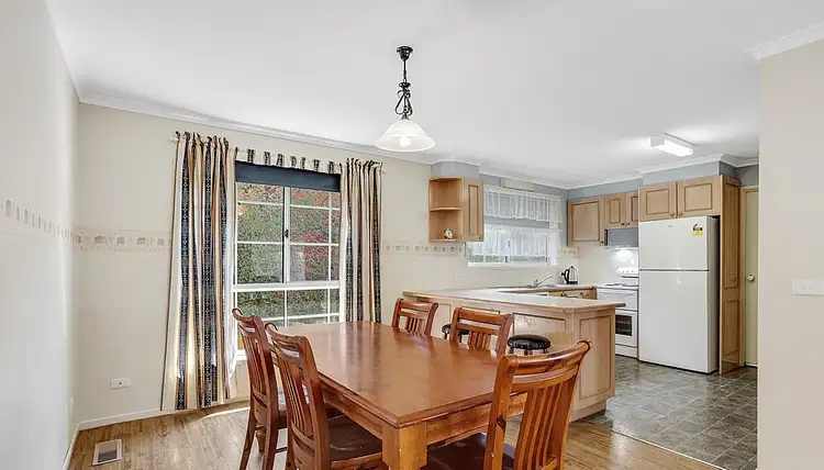 Fifth view of Homely house listing, 3 Gardiner Court, Warragul VIC 3820