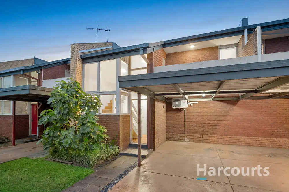 Main view of Homely unit listing, 2/7 Warrigal Road, Hughesdale VIC 3166