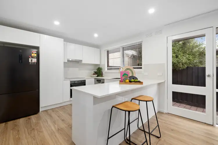 Fourth view of Homely unit listing, 2/160 Nepean Highway, Seaford VIC 3198