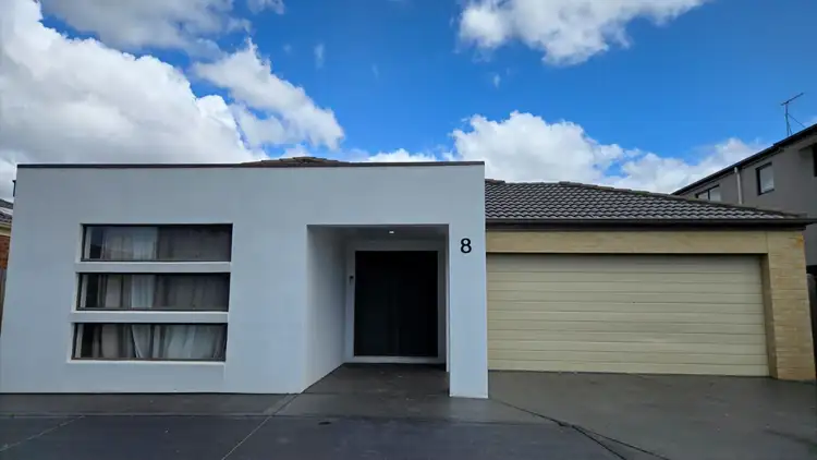 8 Allan Court, Truganina VIC 3029