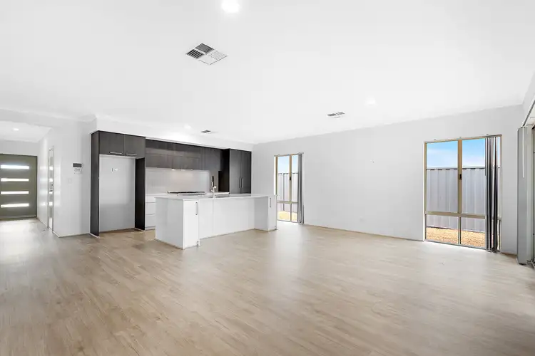 12 Antilla Way, Treeby WA 6164