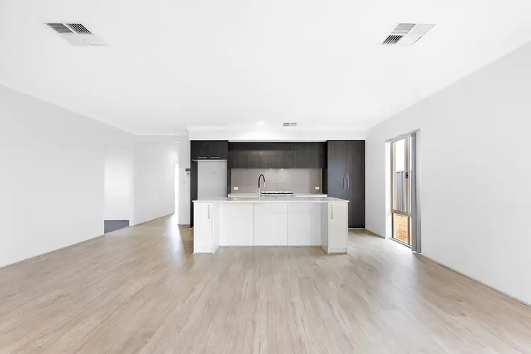 Fourth view of Homely house listing, 12 Antilla Way, Treeby WA 6164