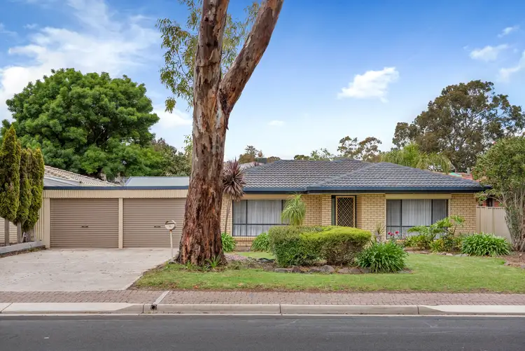 15 Jade Crescent, Happy Valley SA 5159