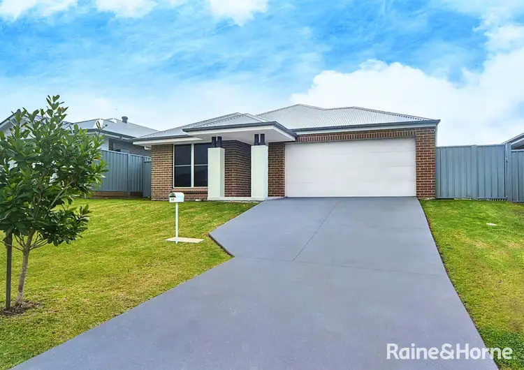 61 Caladenia Crescent, South Nowra NSW 2541