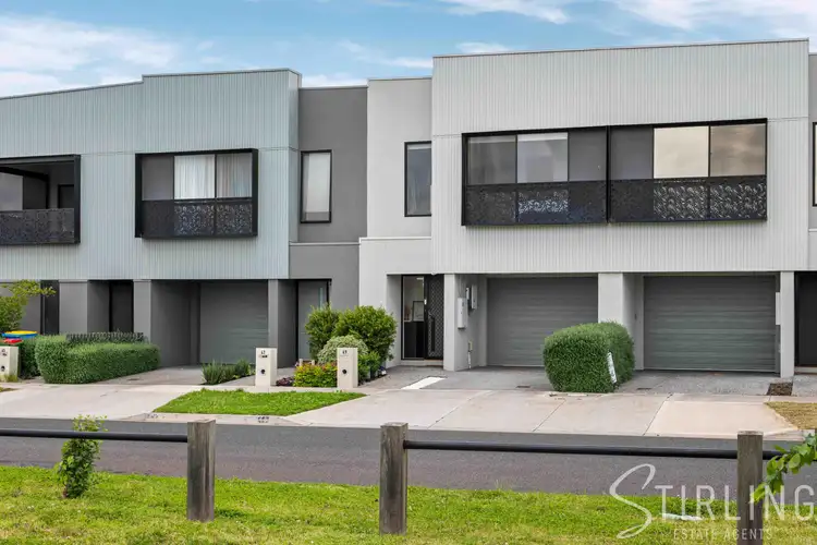 49 Baseline Way, Clyde VIC 3978