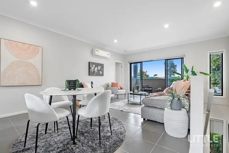 Sixth view of Homely townhouse listing, 21 Zeta Circuit, Cranbourne North VIC 3977