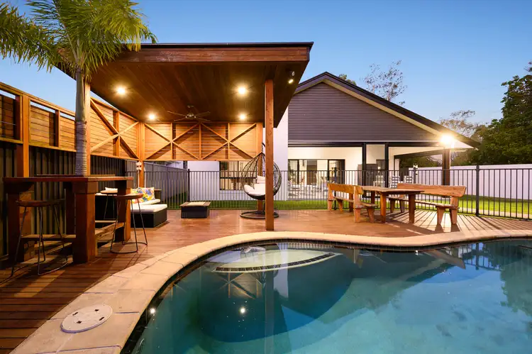 19 The Close, Helensvale QLD 4212