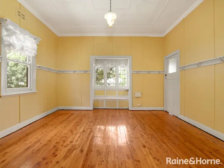 Fourth view of Homely house listing, 147 Seymour Street, Bathurst NSW 2795