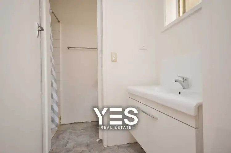 Fifth view of Homely house listing, 4-11-13 Cooma St,, Preston VIC 3072