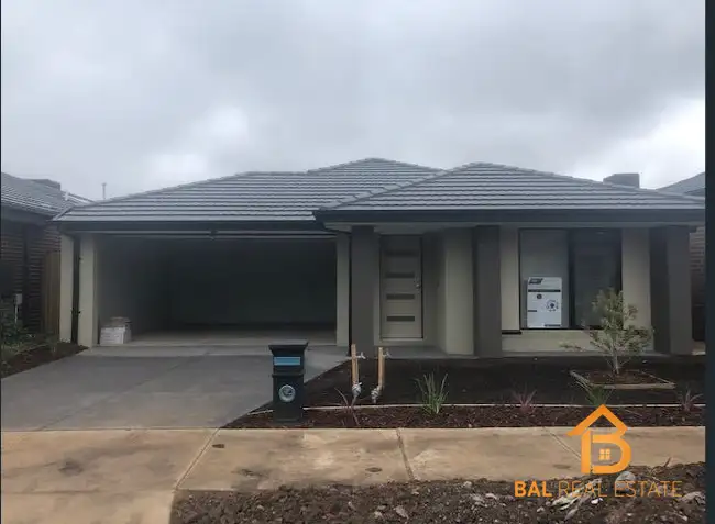 45 Yallaroo Chase, Werribee VIC 3030