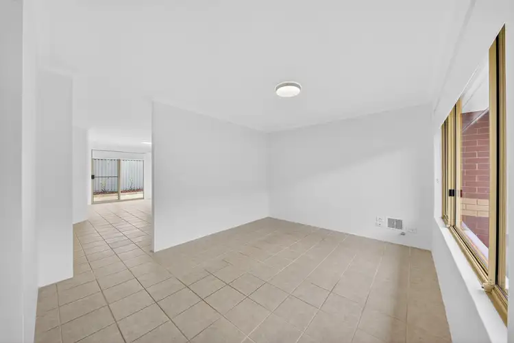 Fifth view of Homely villa listing, 3/406 Crawford Road, Dianella WA 6059