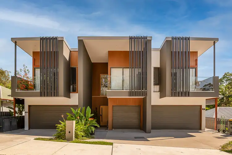 923 Old Cleveland Road