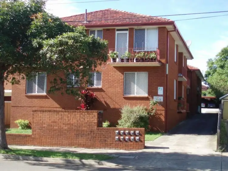 2/46 Etela Street, Belmore NSW 2192