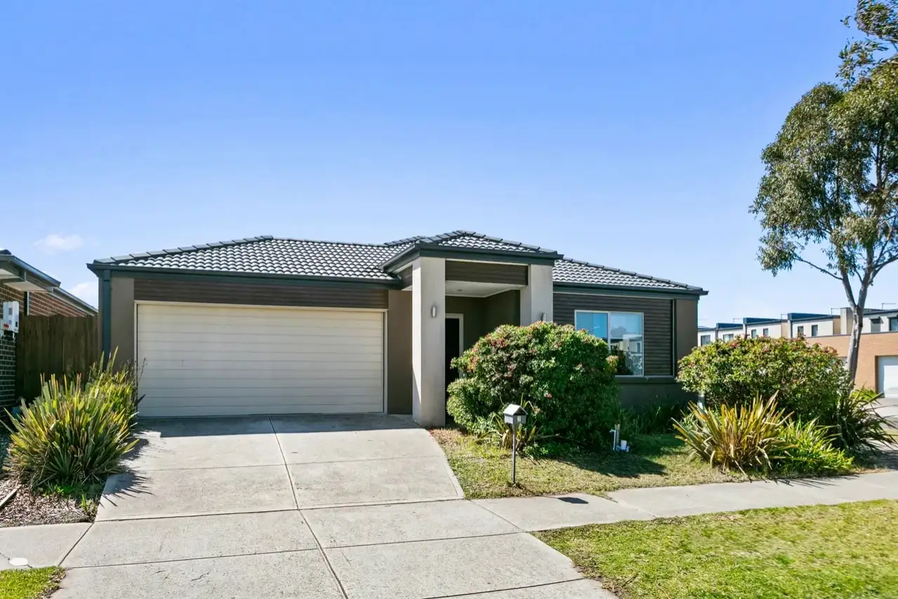 Main view of Homely house listing, 2 PIONEER STREET, Craigieburn VIC 3064