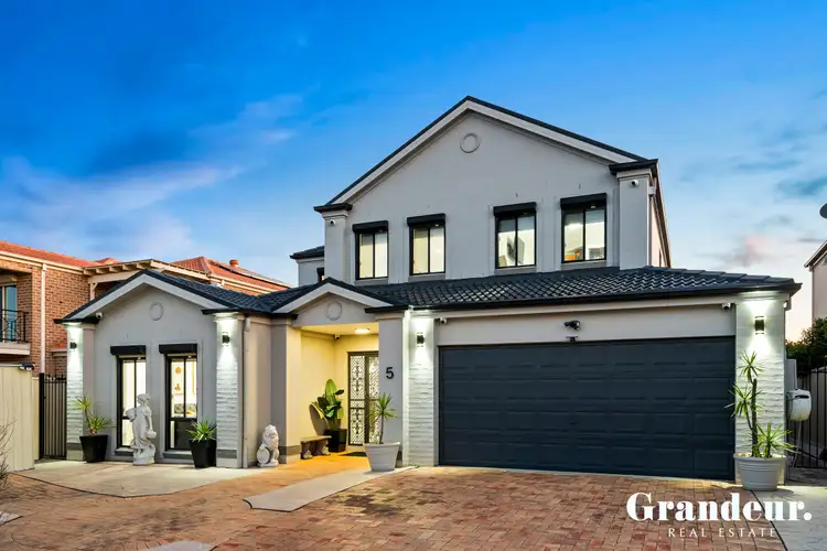 5 Ava Close, Minchinbury NSW 2770