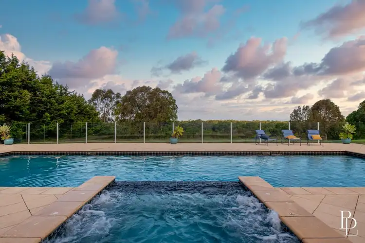 6 Allawah Place, Dunmore NSW 2529