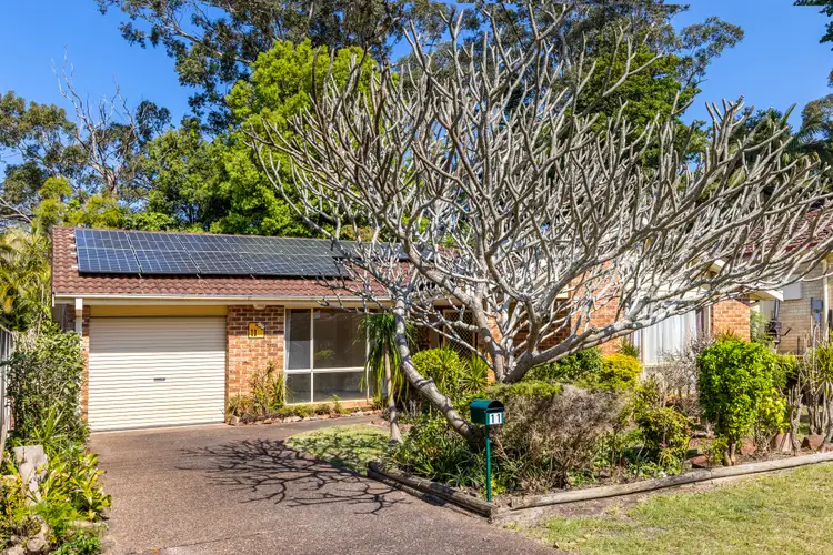 11 Paroa Avenue, Lemon Tree Passage NSW 2319