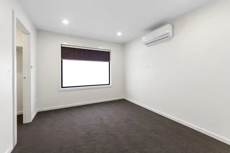 Fifth view of Homely house listing, 2/1 Crosslee Court, Deer Park VIC 3023