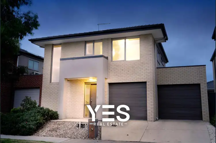 17 Canmore Street, Cranbourne East VIC 3977