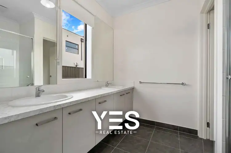 Fourth view of Homely house listing, 21 Grappenhall Avenue, Strathtulloh VIC 3338