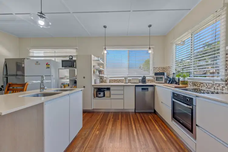 Second view of Homely house listing, 6 Elizabeth Street, Proserpine QLD 4800