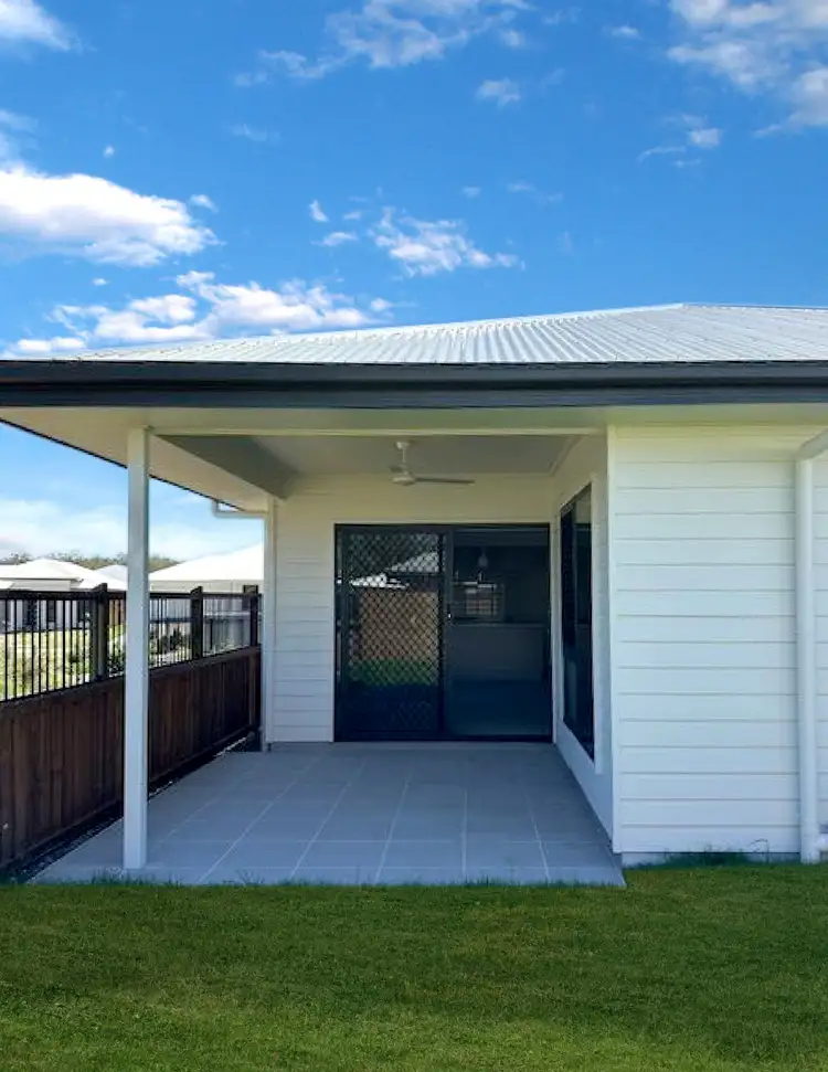 61 Blackstone Crescent, Ripley QLD 4306