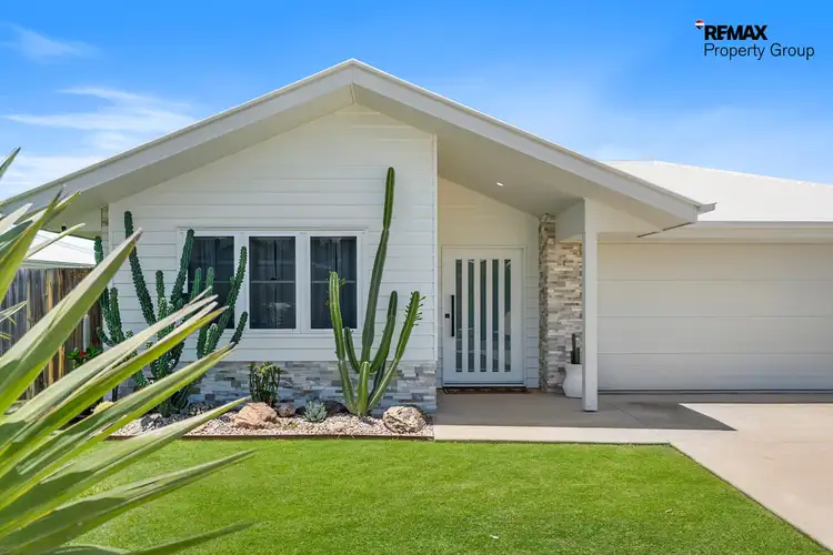 11 Knightsbridge Drive