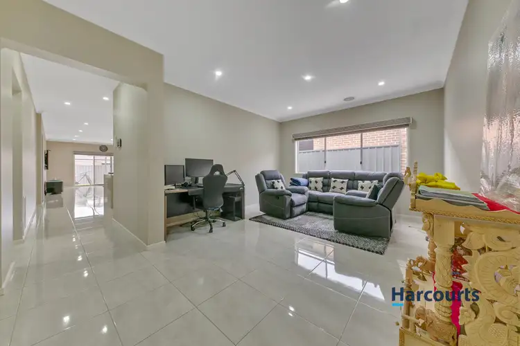 Fifth view of Homely house listing, 19 Mandalay Parade, Fraser Rise VIC 3336