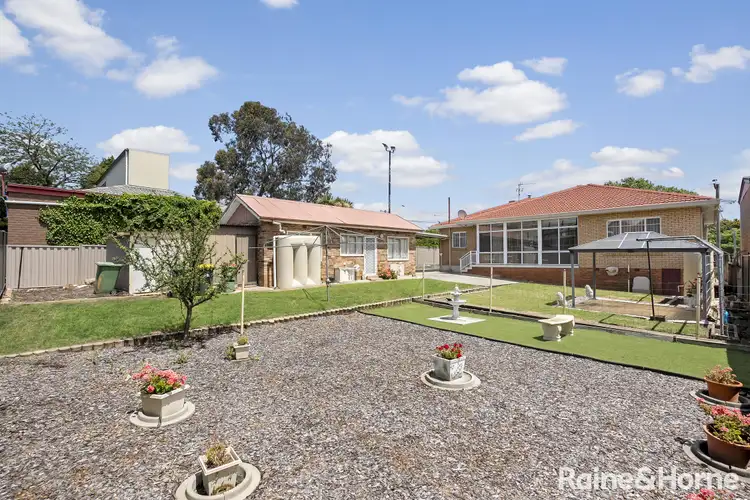8 Atkinson Street, Queanbeyan NSW 2620