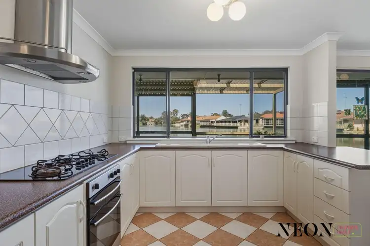 30 Foreshore Cove, South Yunderup WA 6208